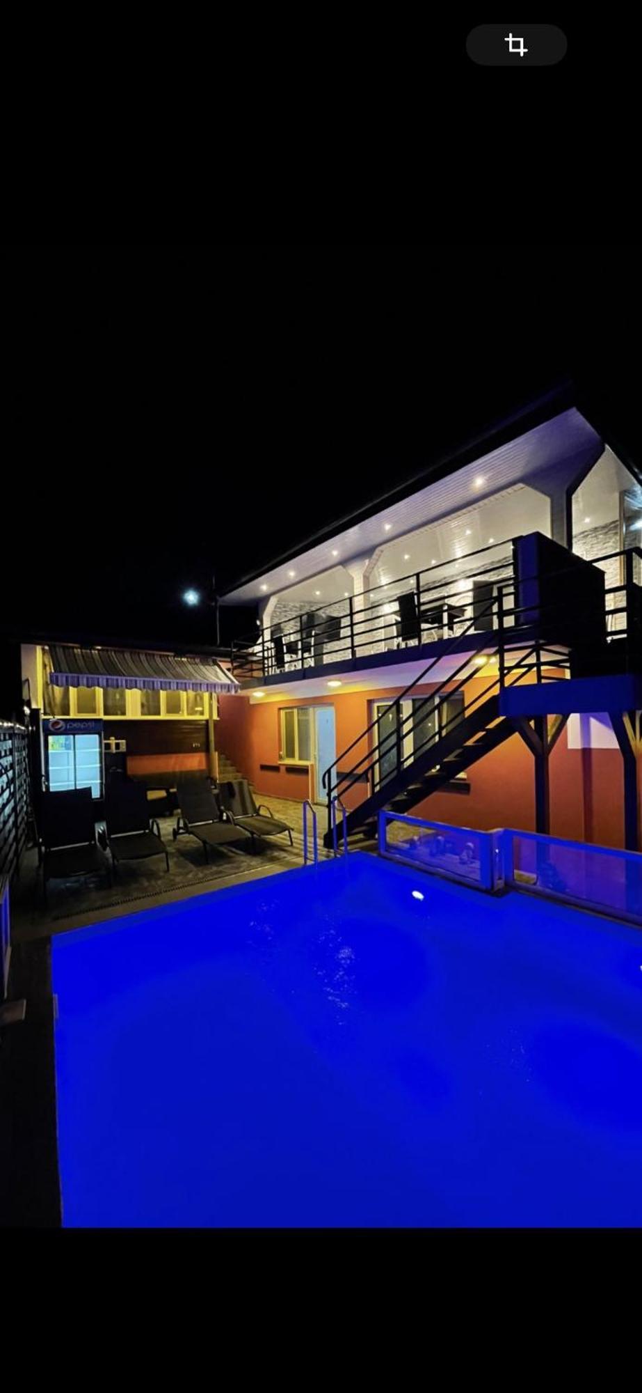 Casa Clau Hotel Orşova Buitenkant foto
