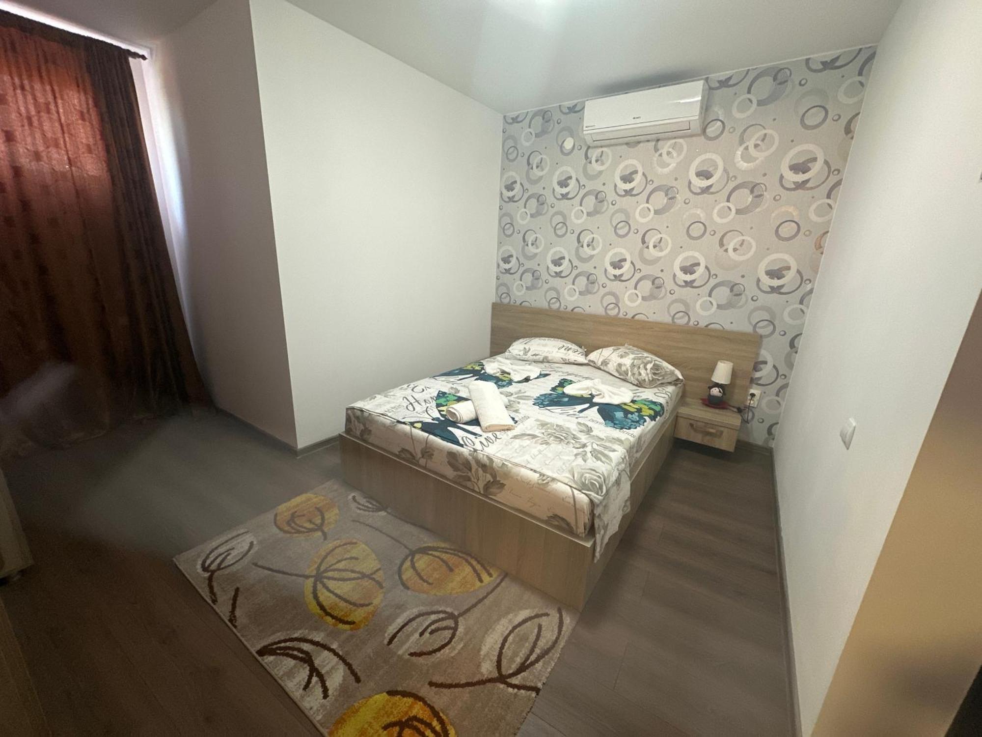Casa Clau Hotel Orşova Buitenkant foto