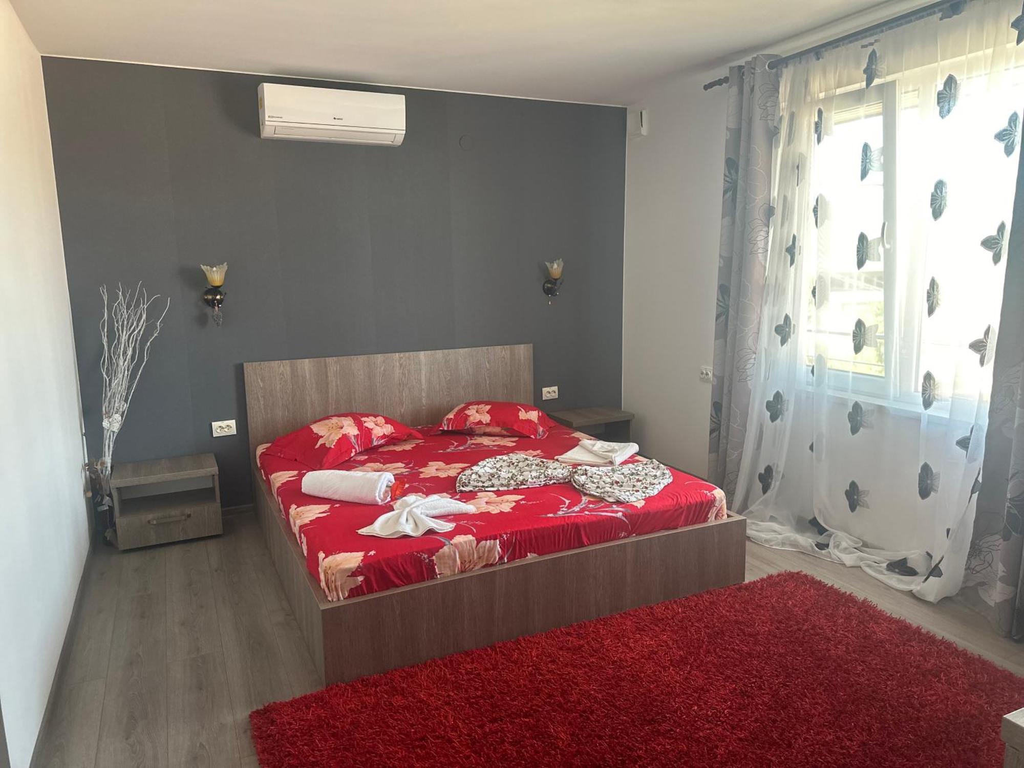 Casa Clau Hotel Orşova Buitenkant foto