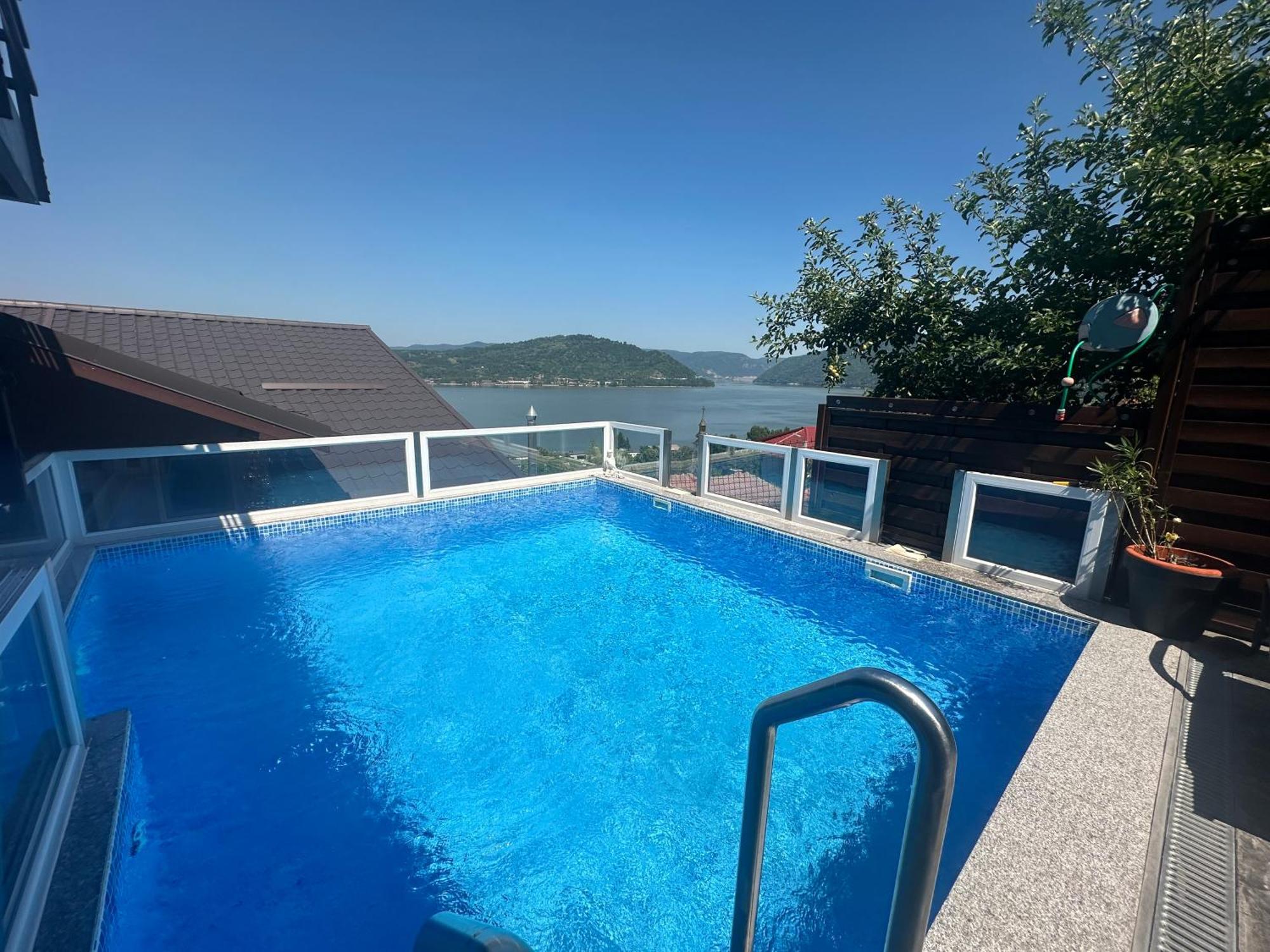Casa Clau Hotel Orşova Buitenkant foto